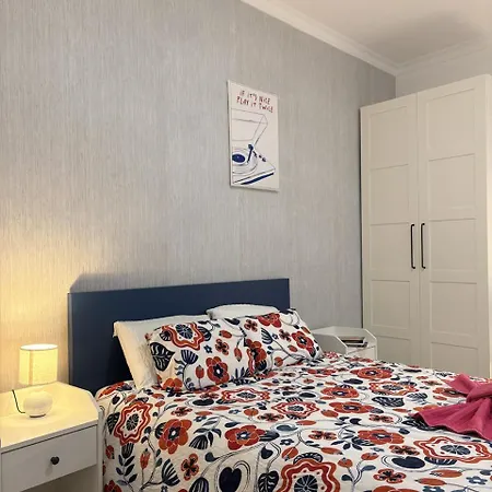 Guest house La Isleta Coliving